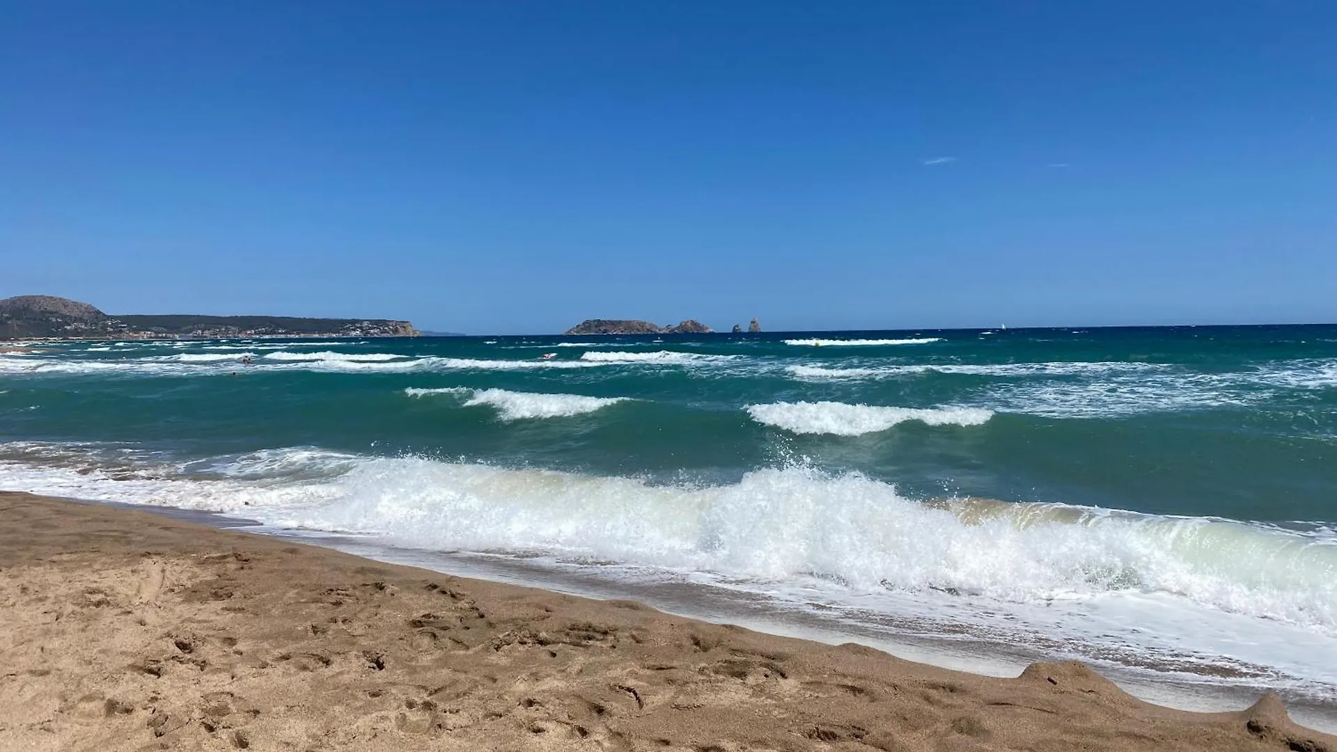 Apartament A Pals, Amb Piscina, Platja A 1 Minut España